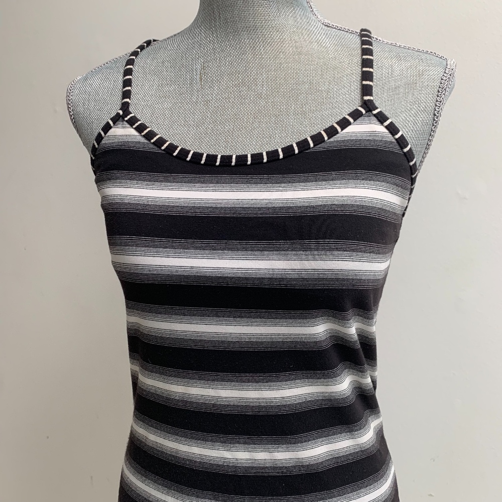 Lululemon Power Y Tank - Picture 3 of 7